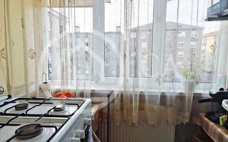 Apartament cu 3 camere de vanzare in zona Decebal, Oradea - Poză 11