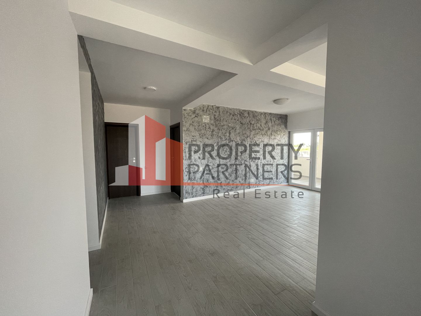 Casa în comuna Sabareni, judetul Giurgiu. - Poză 12