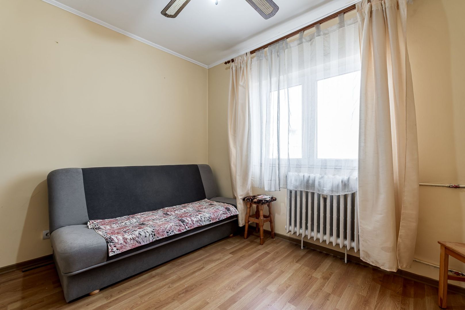 VÎNDUT! Apartament 2 camere Micalaca 700, str Vaslui. - Poză 3