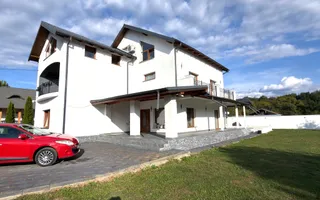 CASĂ 5 CAMERE TEREN 1600 MP CAMPULUNG - Poză 65