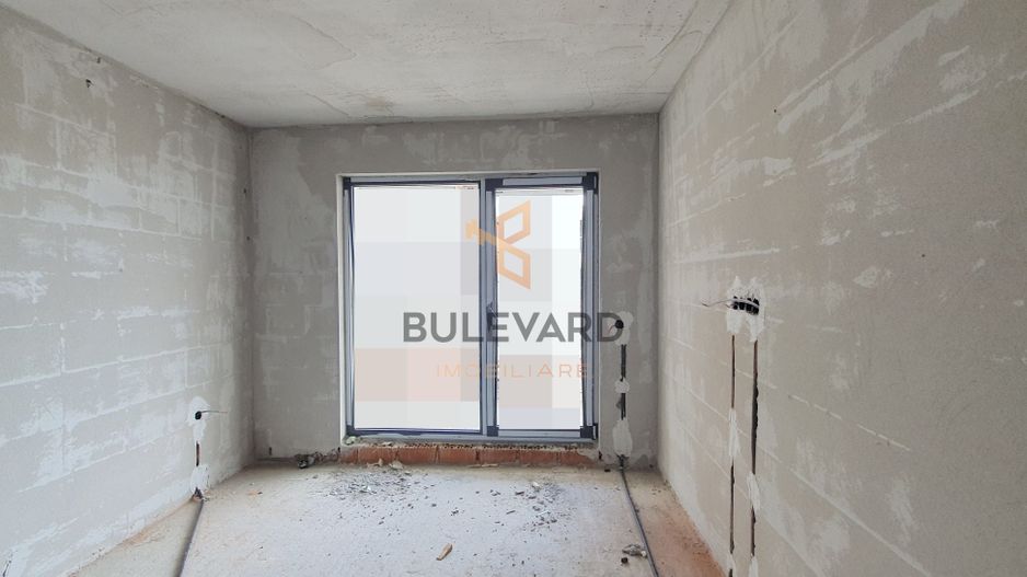 Apartament cu 3 camere/terasa 19 mp/ zona strazii Eroilor! - Poză 3