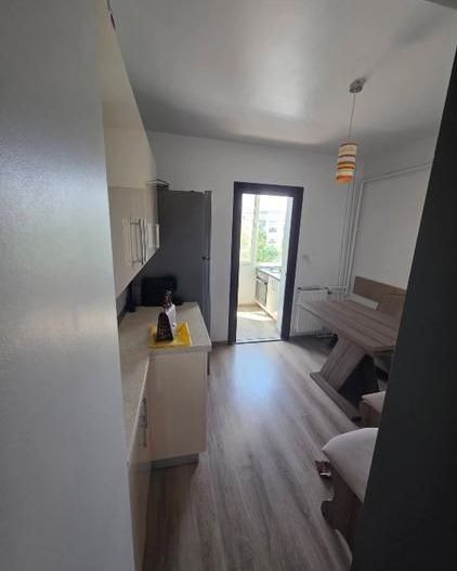 Girocului | 3 Camere | Etaj intermediar | Renovat | Mobilat si utilat - Poză 9