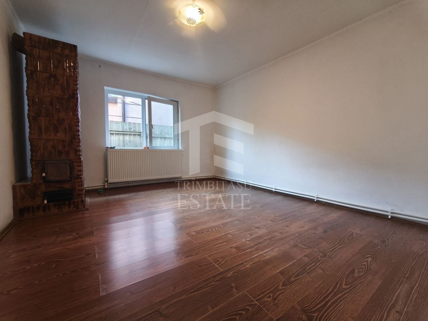 Casa de vanzare | Zona linistita | 3 camere - Poză 12