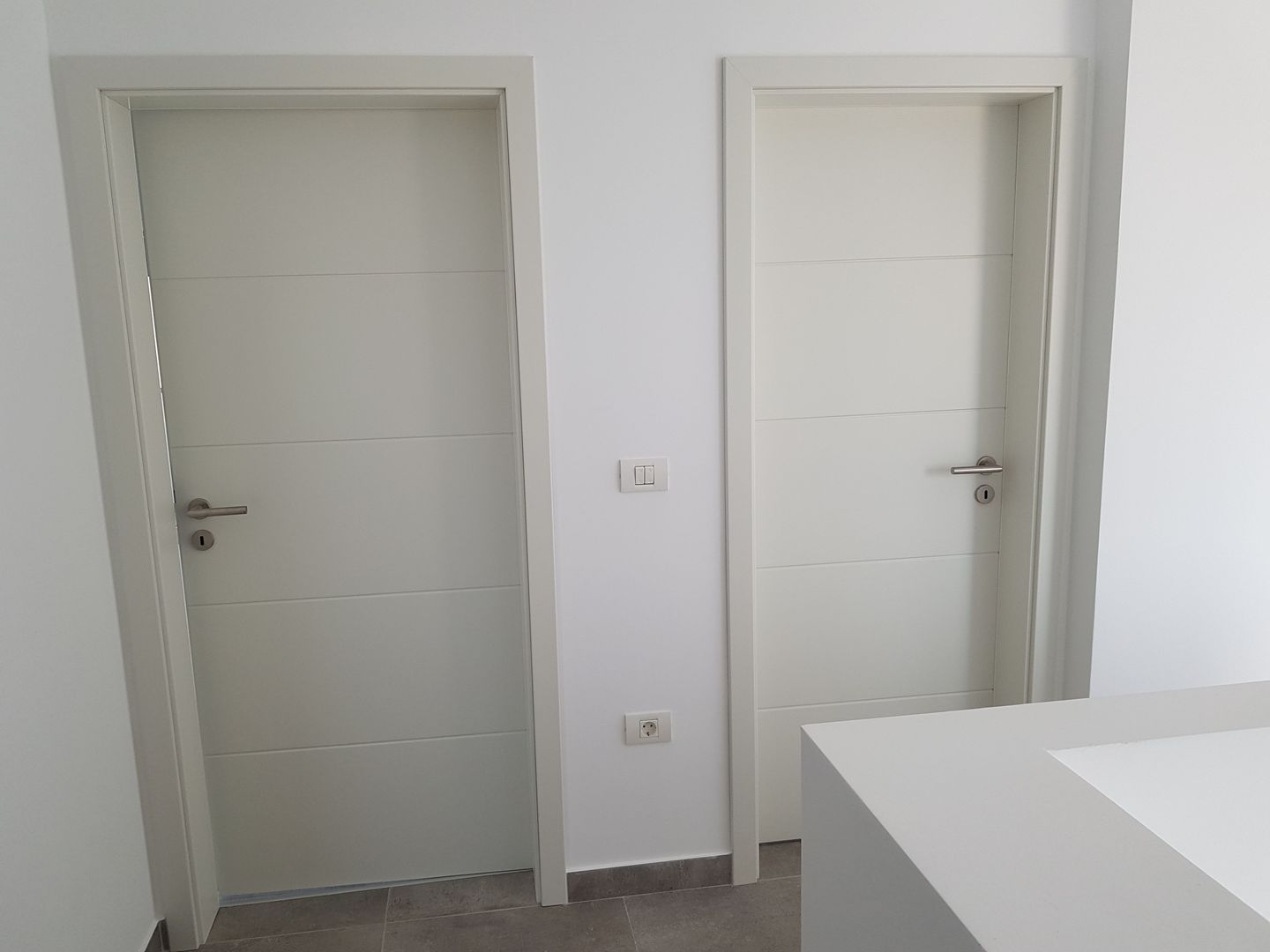 Locuinta cu 3 camere, curte si 2 locuri de parcare - Poză 19