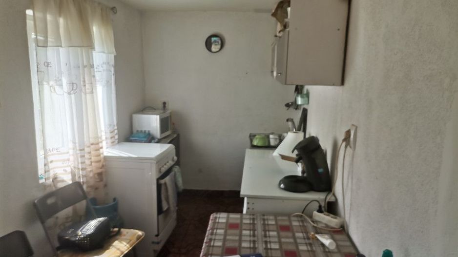 Vanzare casa Ratesti, stradal - Poză 7