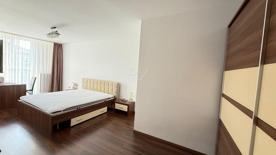 Complex Uranus. Balcon mare. Loc de parcare subteran. - Poză 7