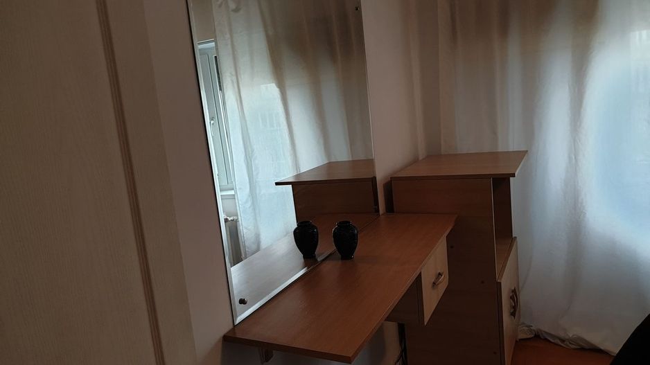 Crângași – Inchiriere apartament 3 camere decomandat, vedere la șosea - Poză 5