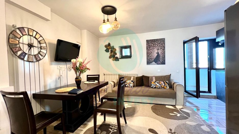 4 camere pe Bulevardul Unirii- Bloc monolit 1995 - Poză 4