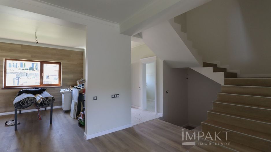 Duplex cu 8 camere in cartierul Buna-Ziua, teren 500 m2 ! - Poză 17