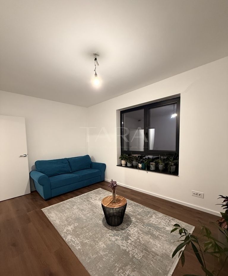 Apartament modern cu 4 camere într-o zonă liniștită aproape de Centru. - Poză 3