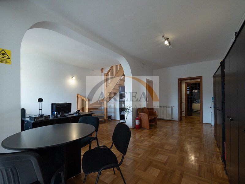 Vila cu 750 mp utili si teren de 1.480 mp in Erou Iancu Nicolae - Poză 28