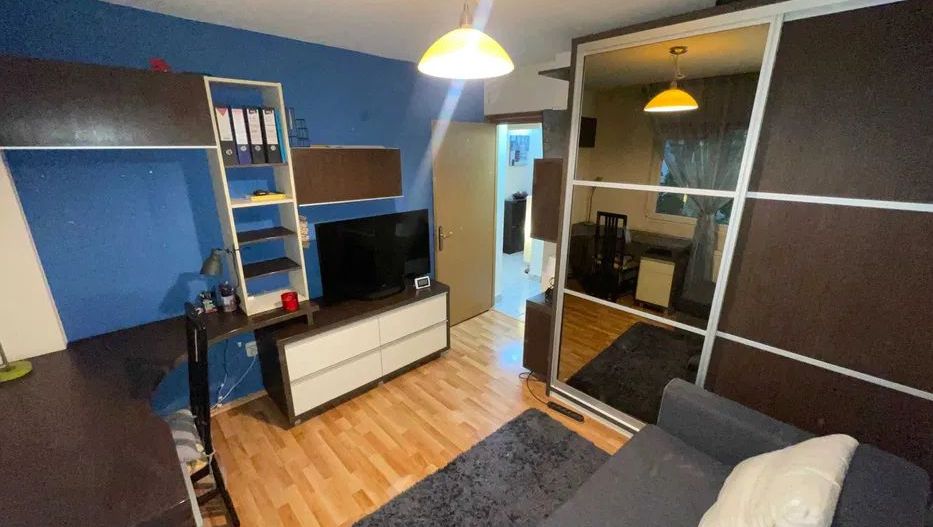 Apartament cu 4 camere zona 9 Mai - Complet mobilat & utilat - Poză 2