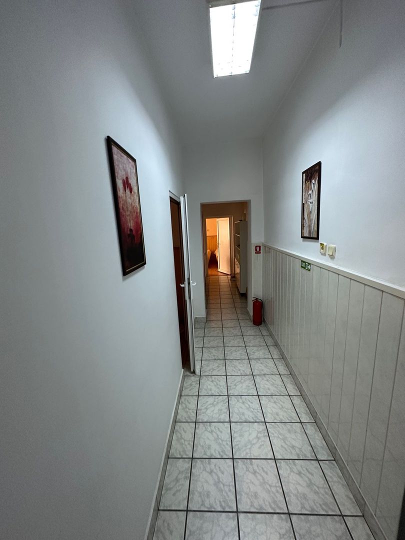 Spatiu de birou zona Centrala - Poză 21