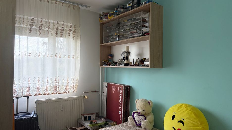 Apartament spatios cu trei camere, Brancoveanu, 80.000€ negociabil - Poză 13