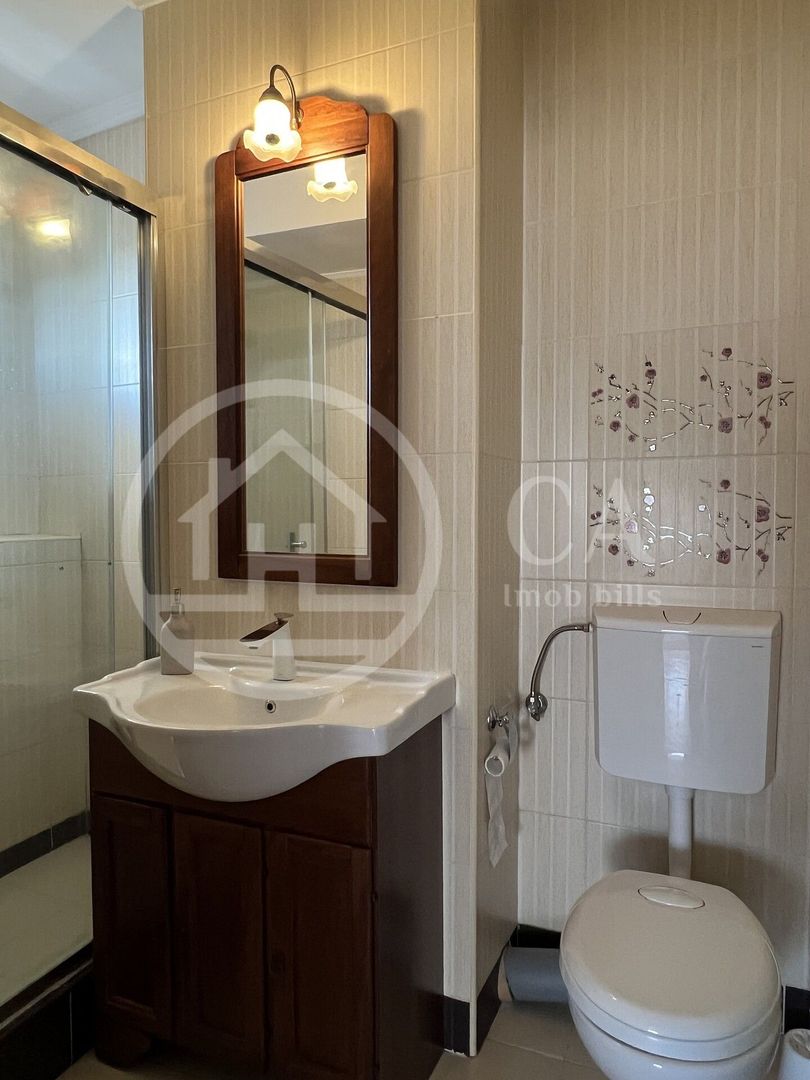 Apartament cu 3 camere de inchiriat pe Bd-ul Magheru Oradea - Poză 8