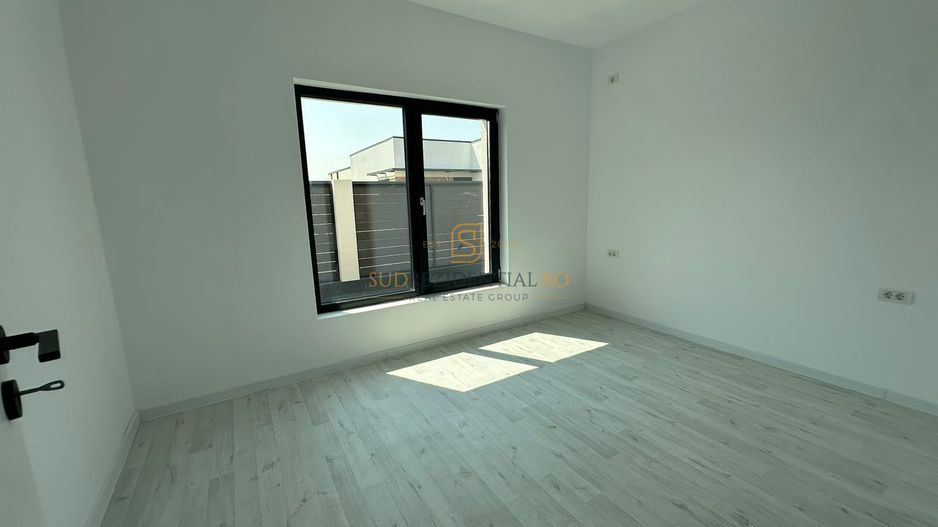 Casă individuală, 4 camere, teren 309 mp - Comuna Berceni - Poză 12
