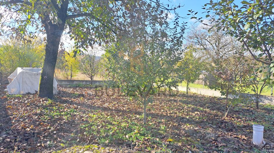 Casa noua + atelier 49 mp + teren 1030 mp! - Poză 26