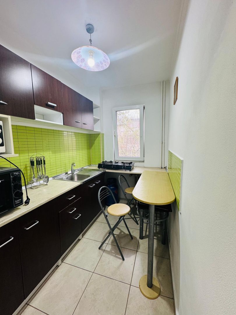 Apartament cu 2 camere, semidecomandat, Cantemir - Poză 6