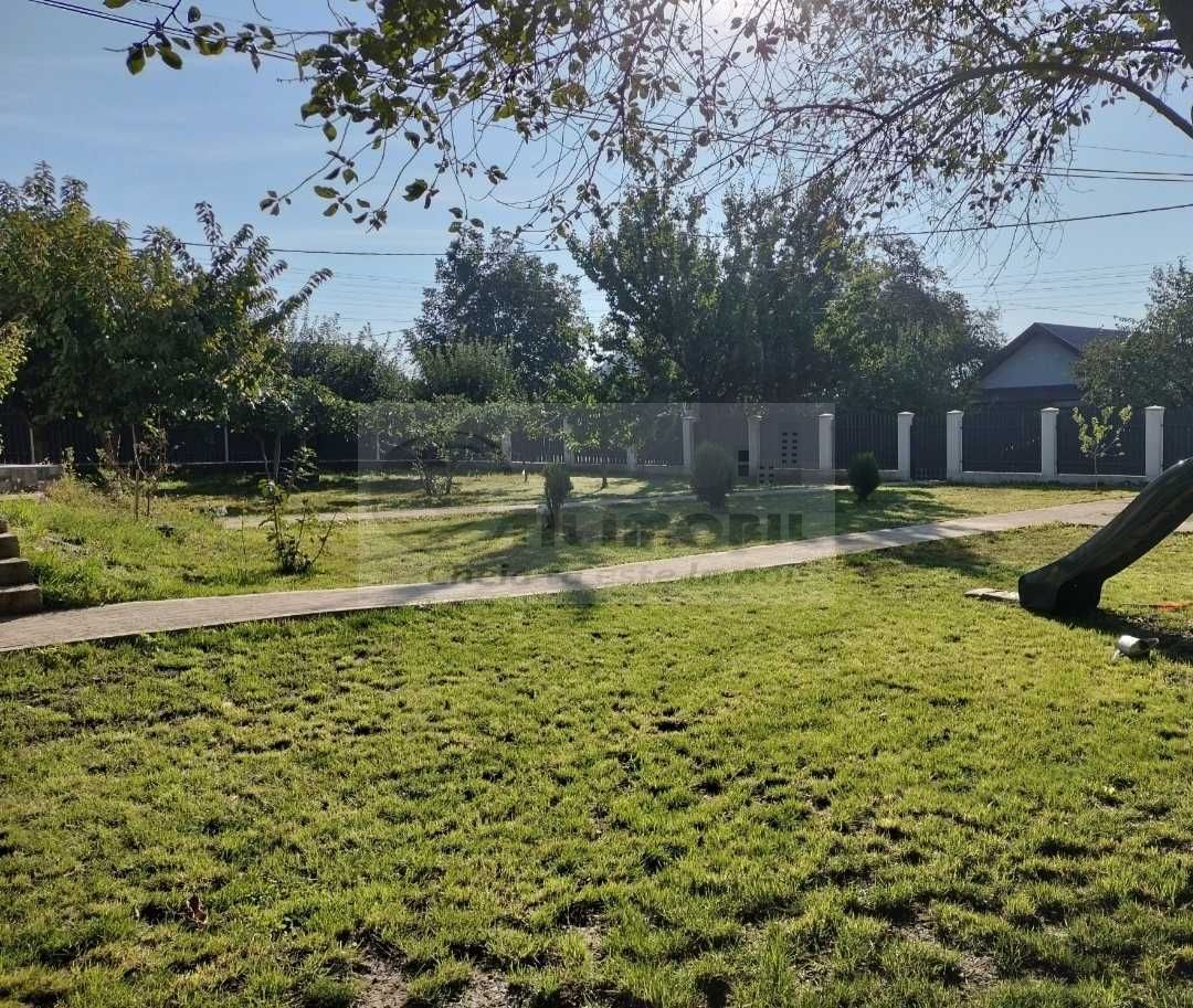 Vila Individuala Aroneanu - 5 camere- 799 EURO - Poză 8