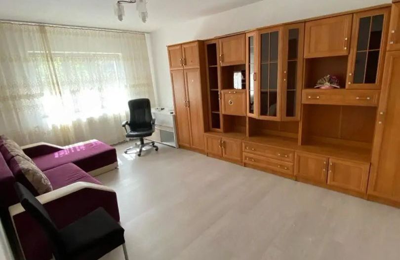 Apartament 2 camere- Cornitoiu, zona Scoala 32 - Poză 2