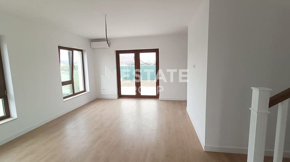 Duplex cu 5 camere in Dumbravita - Poză 7