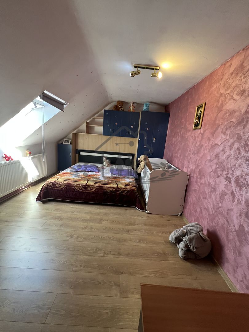 De vanzare- Apartament 3 camere str Luptei - Poză 13