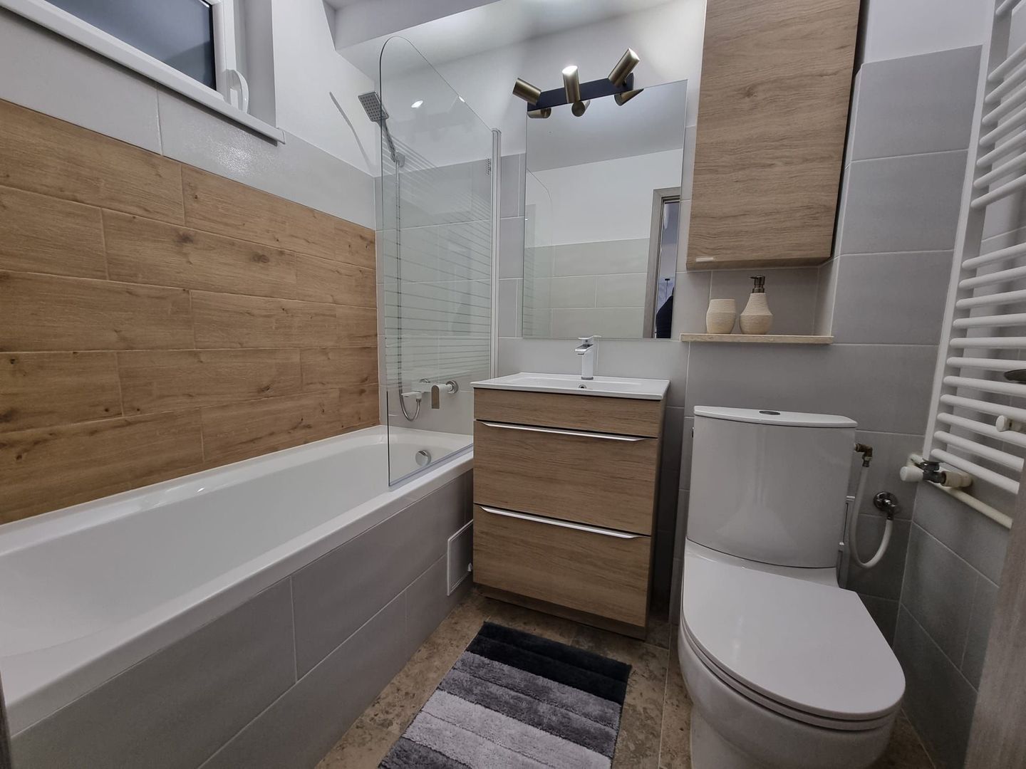 Apartament cu 2 camere de inchiriat Tomis nord - Poză 3