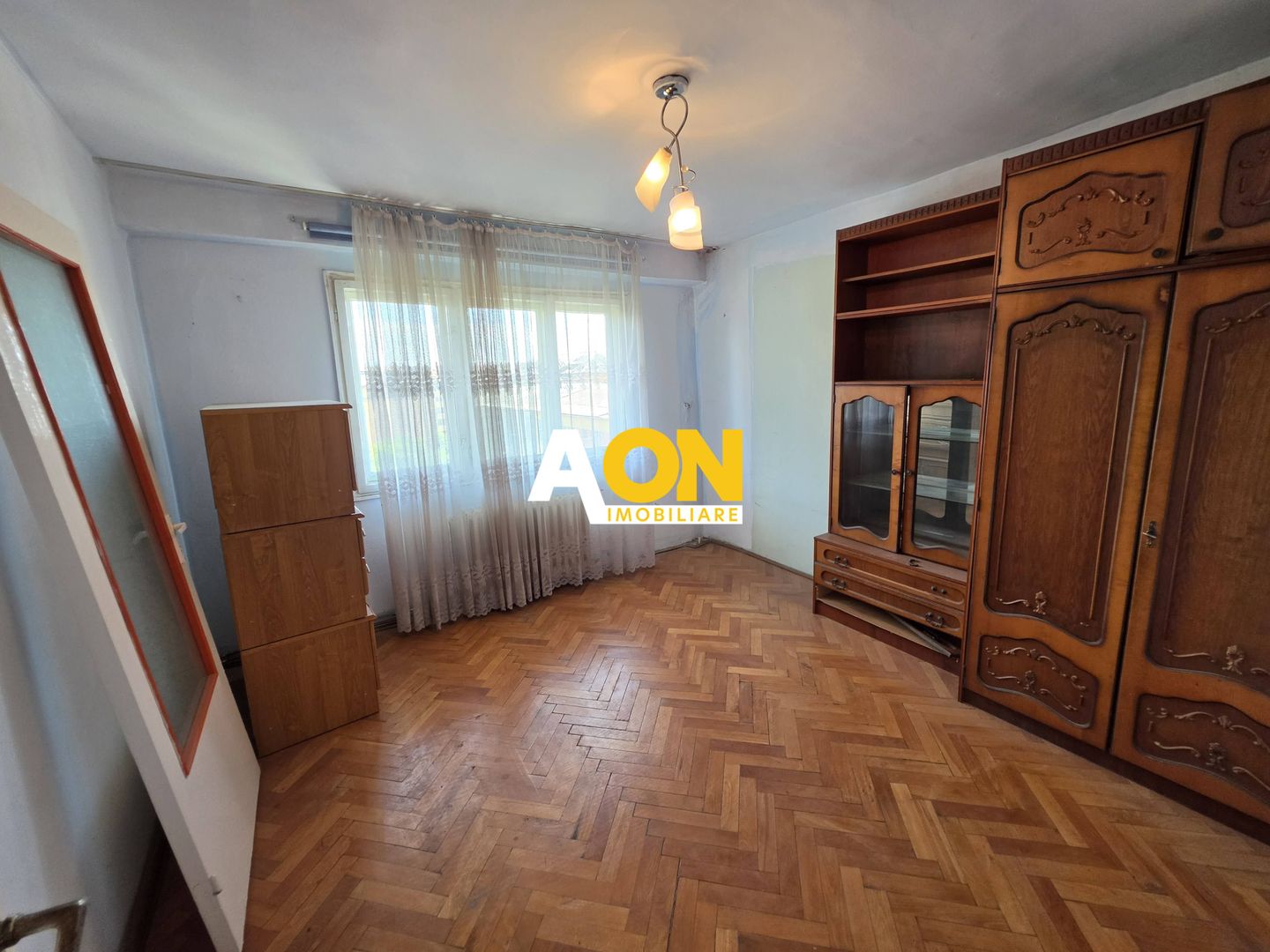 Apartament 3 camere, Cetate, 65 mp utili, et.5. Necesita renovare - Poză 5