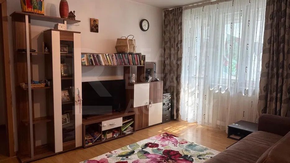 Chirie, apartament cu 2 camere în zona Drumul Taberei, București - Poză 1