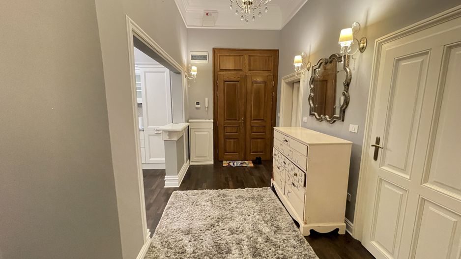 APARTAMENT DE  LUX  IN ZONA NEPTUN - Poză 6
