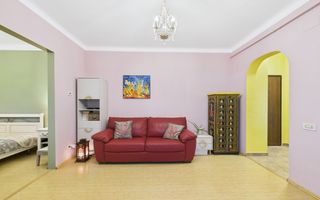 Apartament cu 2 camere de vânzare în zona Capitale - Poză 2