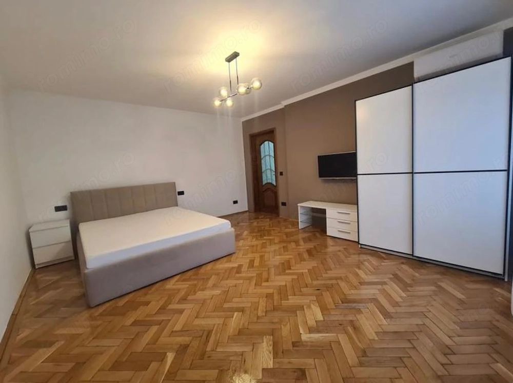 De Inchiriat Garsonieră lux,  Decebal - Poză 1