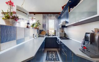 Vilă cu 6 camere în zona Alfa - Poză 17