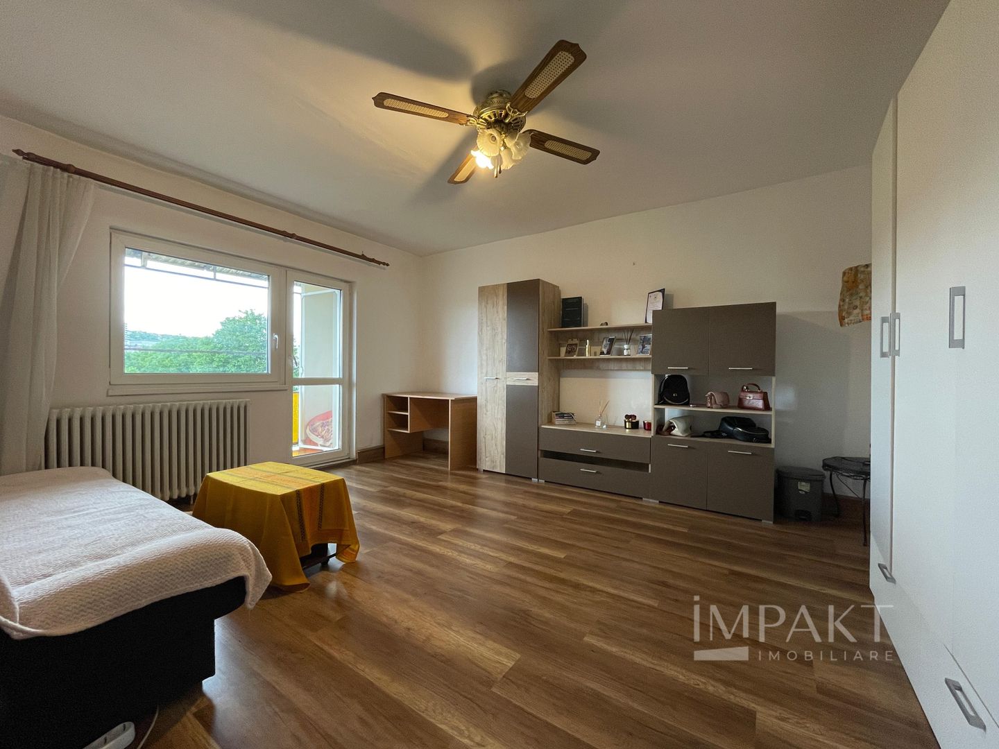 Apartament cu trei camere decomandate spre vanzare in Manastur! - Poză 1