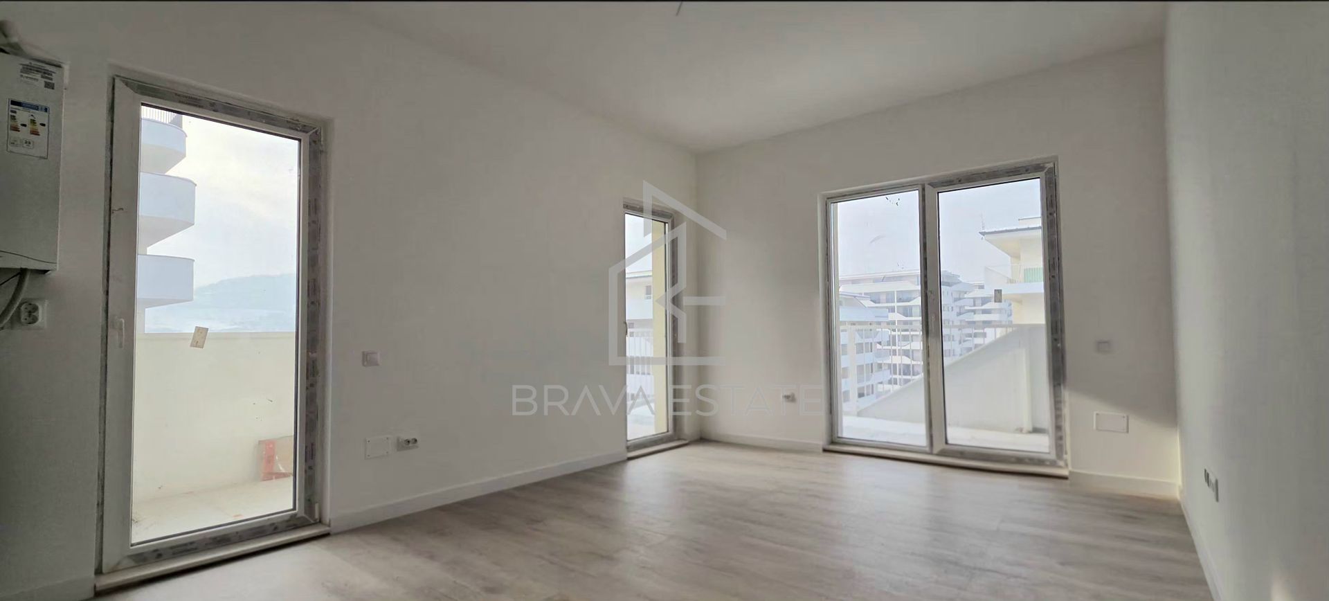 Apartament 3 camere, terasa, garaj subteran, zona Eroilor, Florești - Poză 2