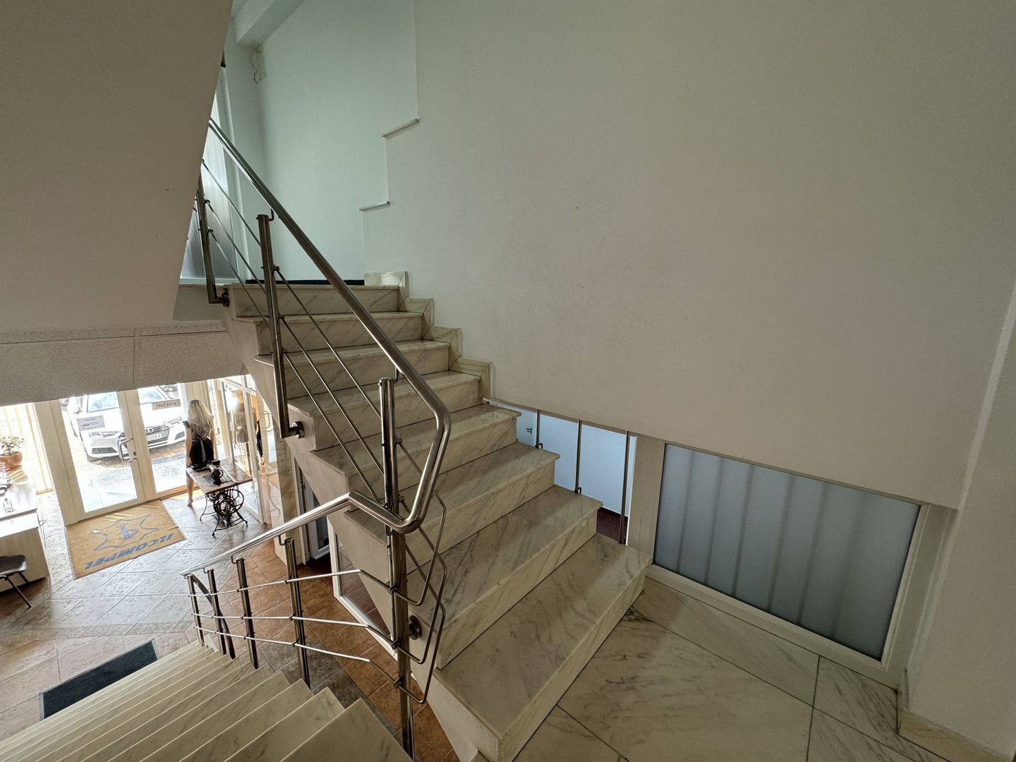 Clădire Multifuncțională de Vânzare în Târgu Mureș, Zona Gării - Poză 14