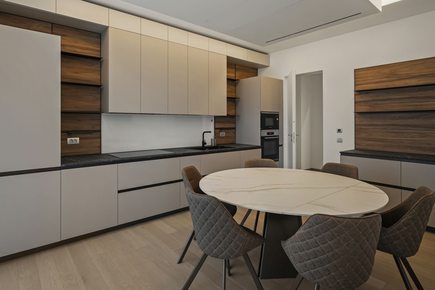 Apartament unic 5 Camere | Zona Aviatorilor - Poză 23