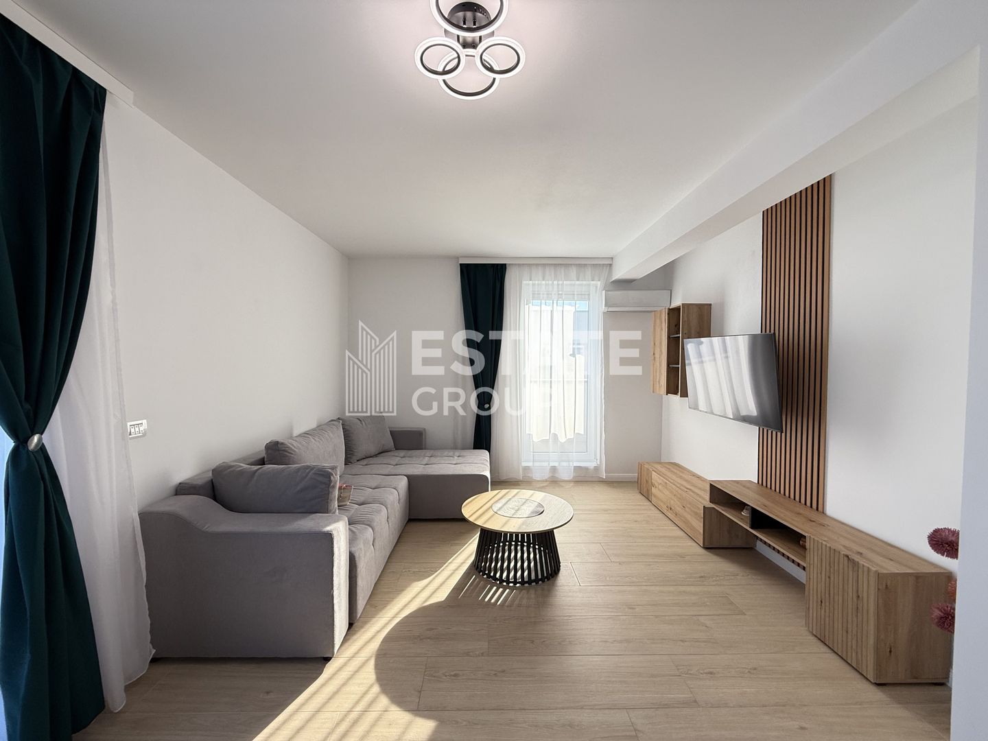 Ciarda Rosie Penthouse 2 camere - Poză 1