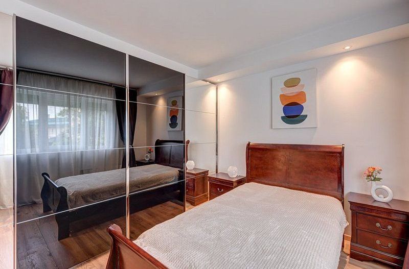 Vila 3 camere in Cosmopolis, mobilata si utilata - Poză 3