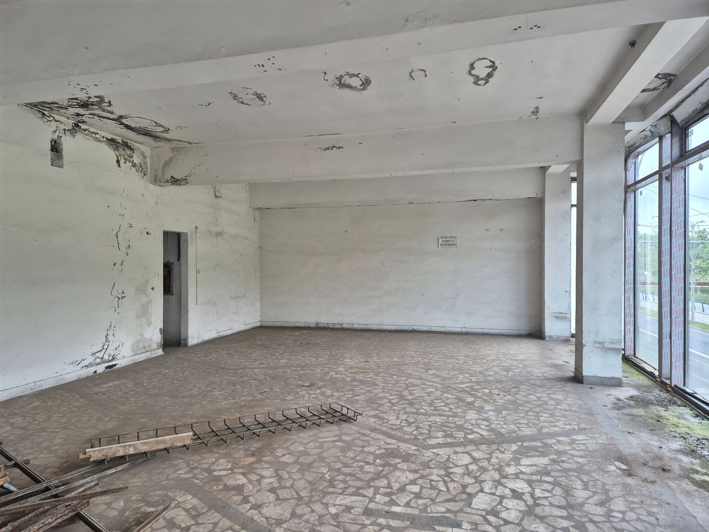 Închiriez spațiu comercial - Poză 8