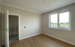 Duplex despărțit prin cameră tehnică cu 3 camere |Moșnița Nouă| - Poză 5