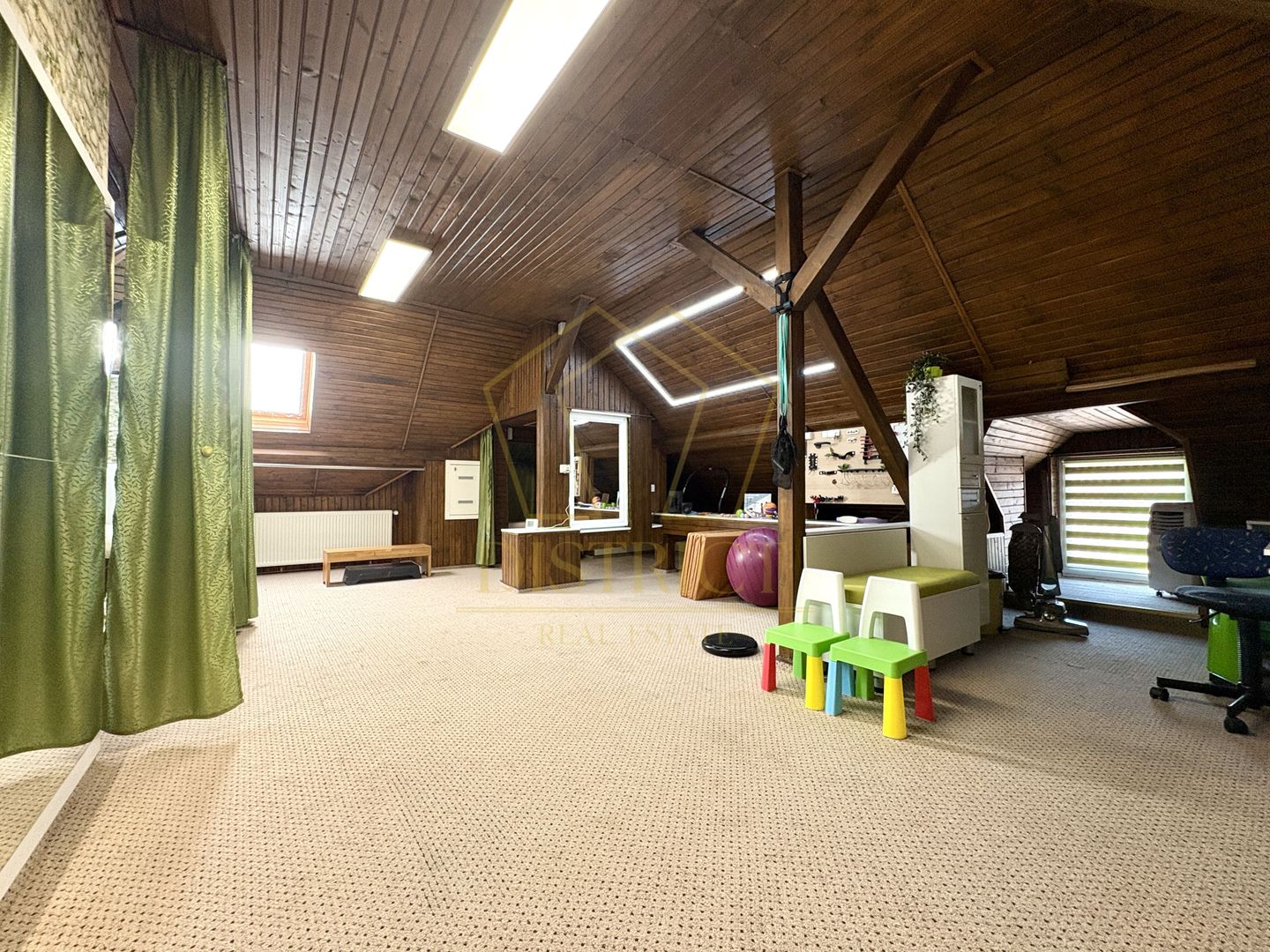 Comision 0 | Centru medical cu 6 cabinete individuale | Mosnita Noua - Poză 27