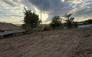 Casă nelocuibilă pe teren de 1.914 mp în Comarna, la 17 km de Iași, cu curent și acces la asfalt - Poză 4