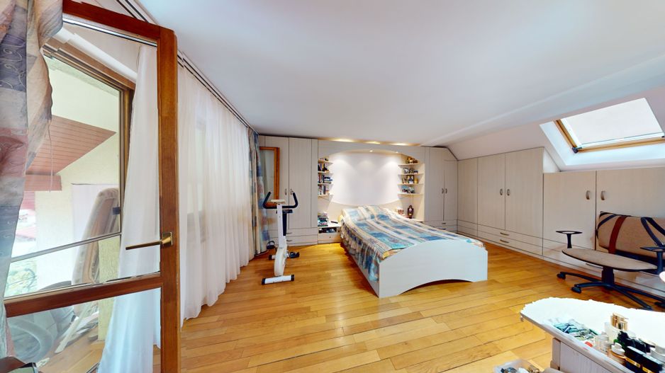 Casa individuala - 7 camere, 278 mp utili - Strand - Poză 23
