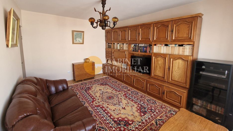 GARA - ARCU - 3 CAMERE DECOMANDAT - ETAJ INTERMEDIAR - BOXĂ + LOC DE PARCARE - Poză 2