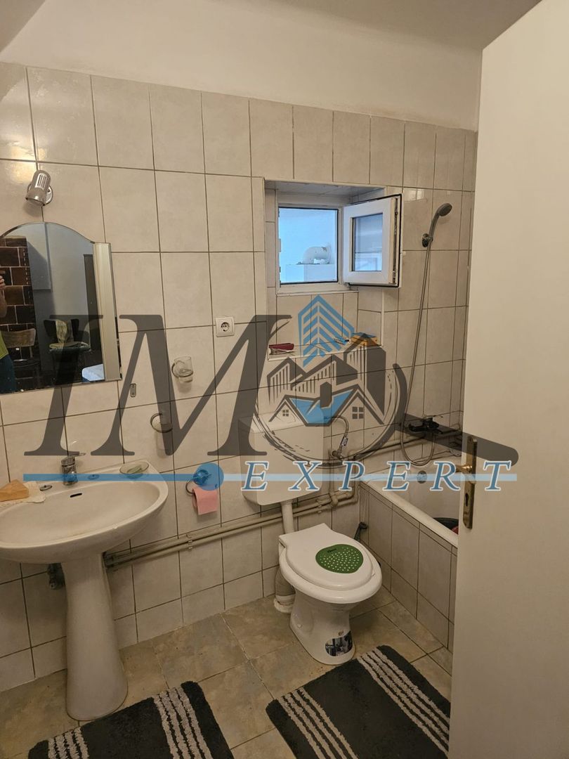 Casa de Vanzare in zona centrala in Geoagiu - Poză 7