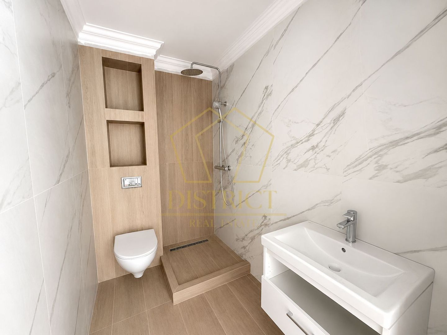 Apartament superb cu 3 camere si 2 bai I Balcescu - Poză 5