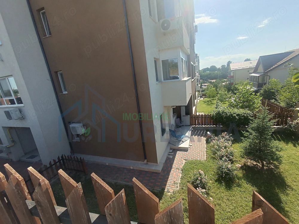 Persoană fizică  vând apartament 2 camera, zona Păcurari - Poză 1