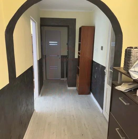 Vanzare apartament cu 3 camere, zona Micro 21, suprafata 76 mp. - Poză 4