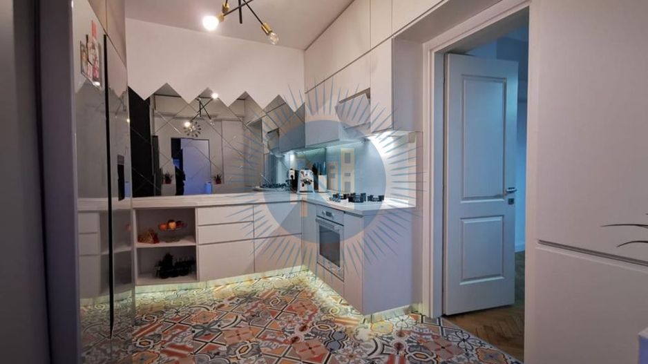 Apartament 4 camere Capitale - Poză 5